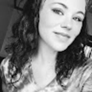 Meet your Posher, Kelli